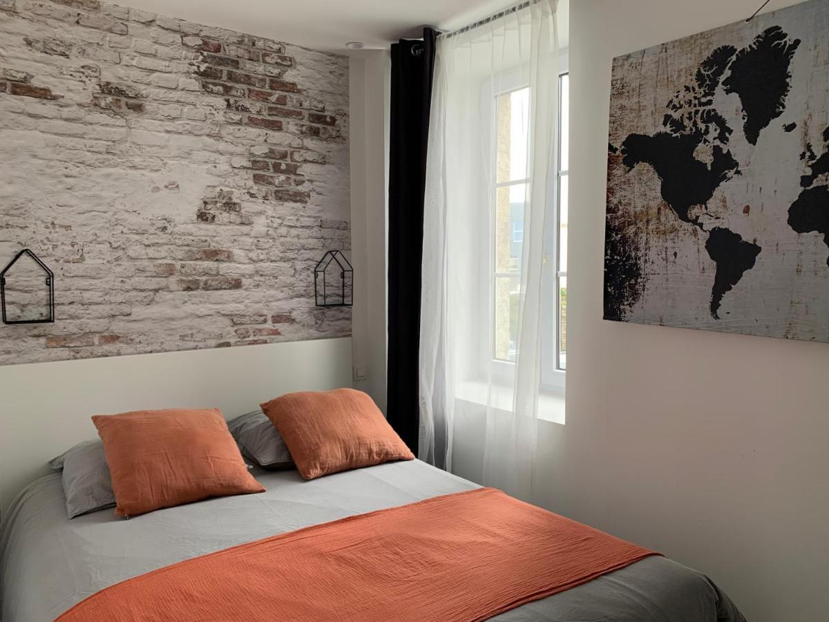 Le Petit Loft - Studio - Wifi - Coeur De Ville - Parking Pont-lʼAbbé エクステリア 写真